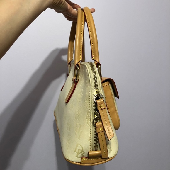 Dooney & Bourke Signature Monogram Cream Tan Canvas & Leather Mix Satchel Bag - Picture 4 of 16